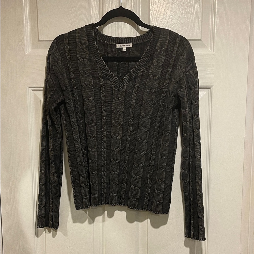 Bootlegger Charcoal Cable-Knit V-Neck Sweater - Women